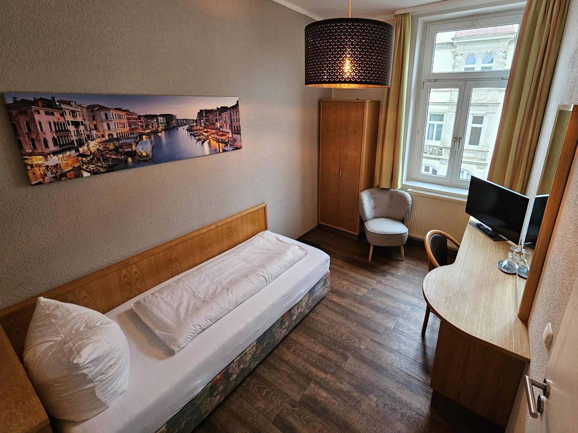 Hotel Friedensbruecke 그레이즈 외부 사진